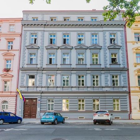 Cozy Quiet New Apartment In Karlin Square Prag Exteriör bild
